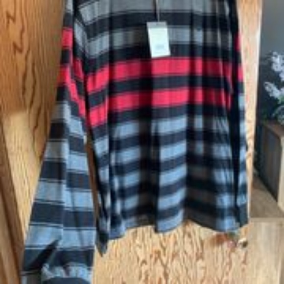 Men’s knit top - Picture 4 of 4